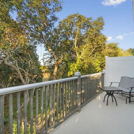 Helena'S Place, Fully Renovated Exclusive End Unit Townhouse 德斯廷 外观 照片