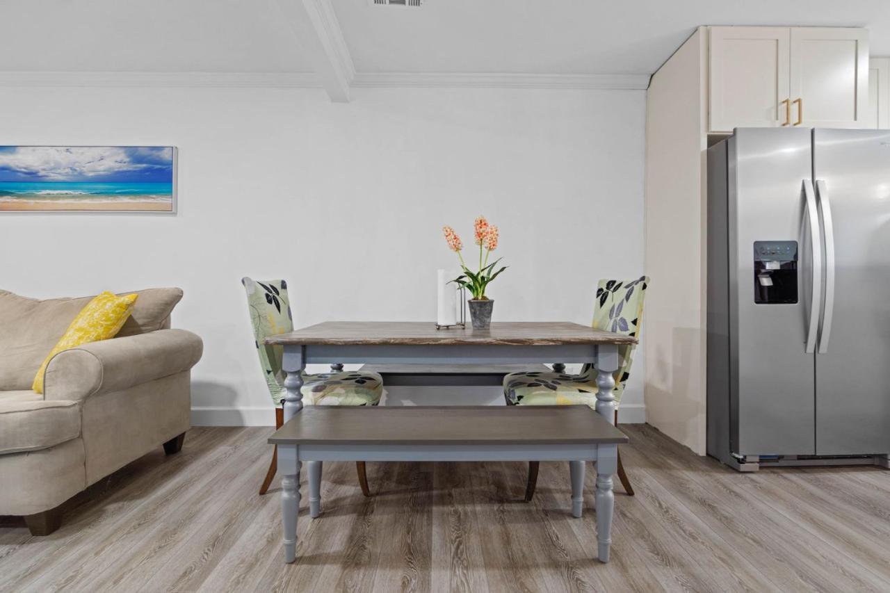 Helena'S Place, Fully Renovated Exclusive End Unit Townhouse 德斯廷 外观 照片