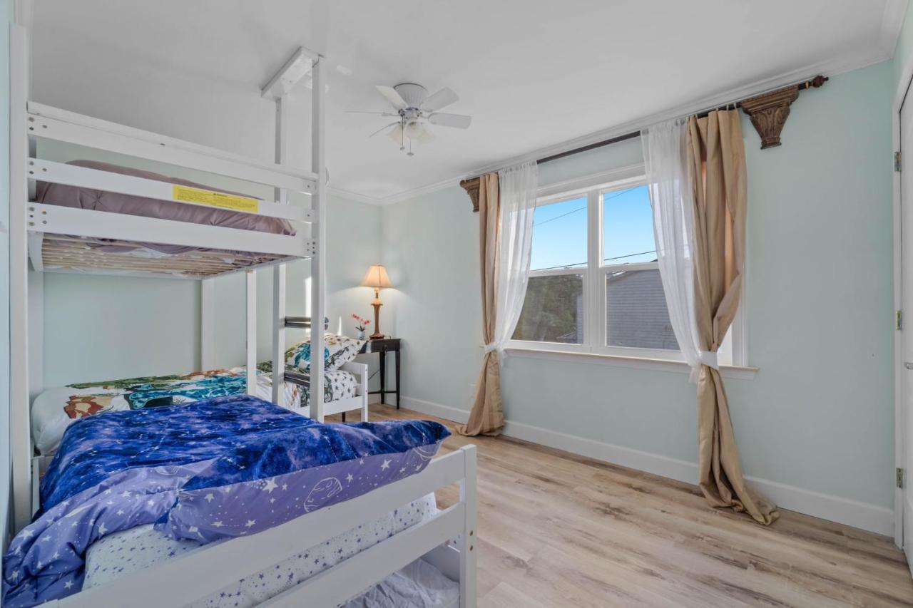 Helena'S Place, Fully Renovated Exclusive End Unit Townhouse 德斯廷 外观 照片